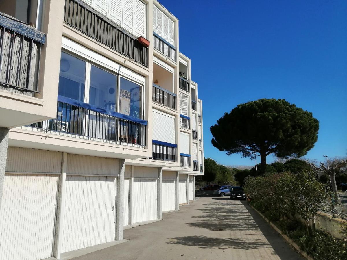 Grau Du Roi T2 Calme, Acces Plage + Parking Льо Гро-дю-Роа Екстериор снимка