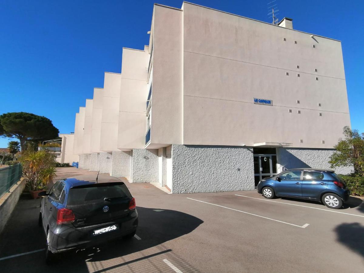 Grau Du Roi T2 Calme, Acces Plage + Parking Льо Гро-дю-Роа Екстериор снимка