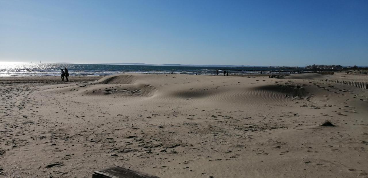 Grau Du Roi T2 Calme, Acces Plage + Parking Льо Гро-дю-Роа Екстериор снимка